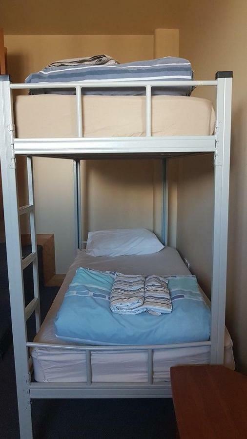 Wild Zebra Backpackers Hostel Wellington Exterior photo